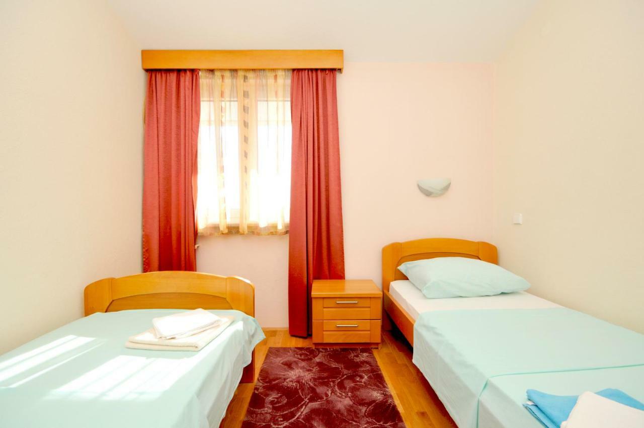 Apartman Beric Trogir Buitenkant foto