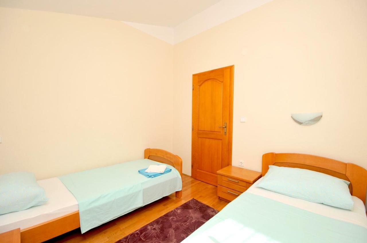 Apartman Beric Trogir Buitenkant foto