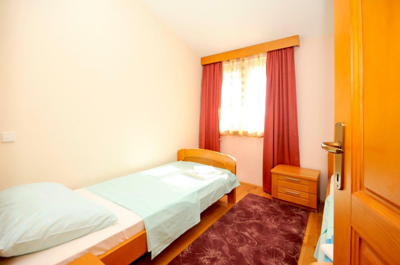 Apartman Beric Trogir Buitenkant foto